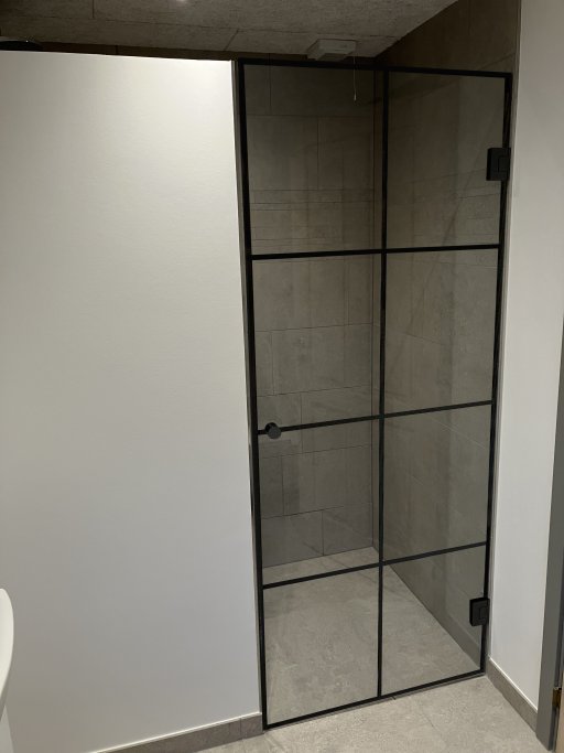 Balneo LUX hngslet svingdr med ramme - New York glas 8mm - - Efter ml