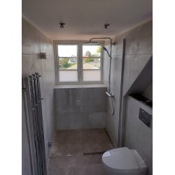 Balneo LUX svingdr med fastpanel - 8 mm glas - Efter ml