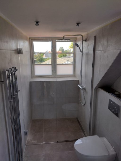 Balneo LUX svingdr med fastpanel - 8 mm glas - Efter ml