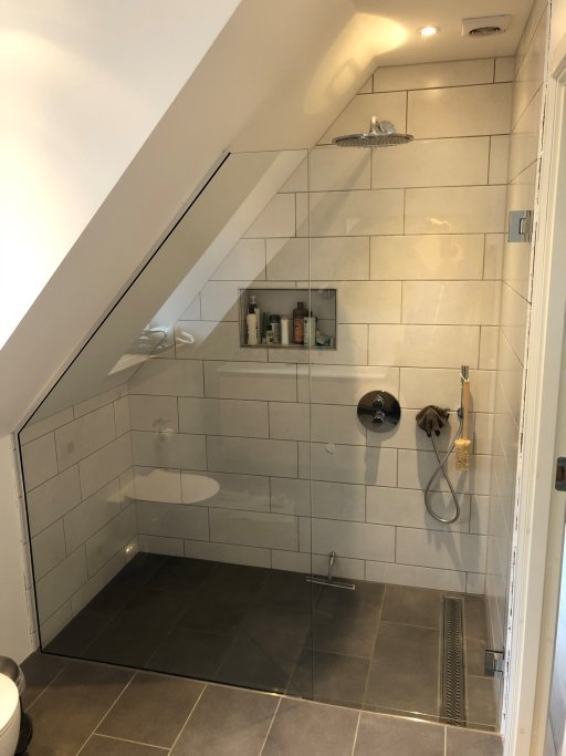 Balneo LUX svingdr med fastpanel - 8 mm glas - Efter ml