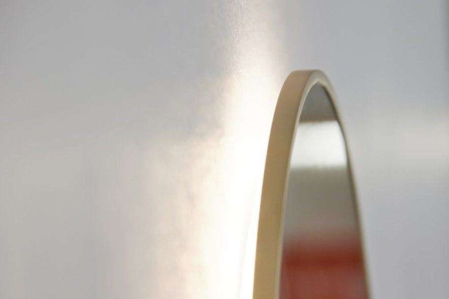 Toscana Spejl 90 - Rund model - Brstet messing ramme - LED Backlight og Varme